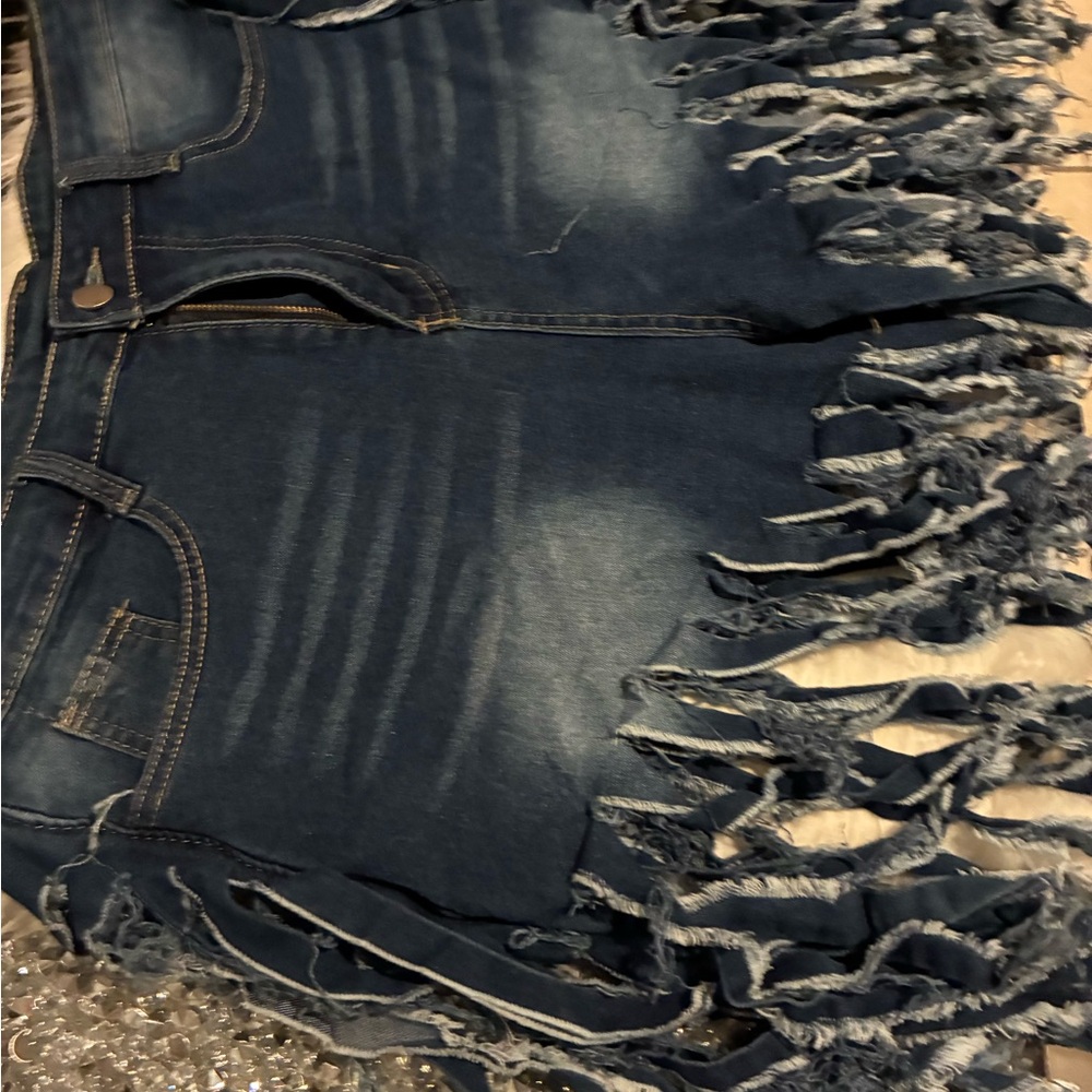 Frayed Hem Dark Blue Denim Shorts